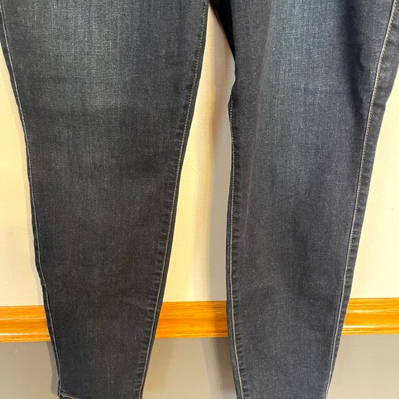 Torrid Size 20R Dark Wash 3 Button High Rise Jeggings Skinny Jeans Super soft - Picture 3 of 9
